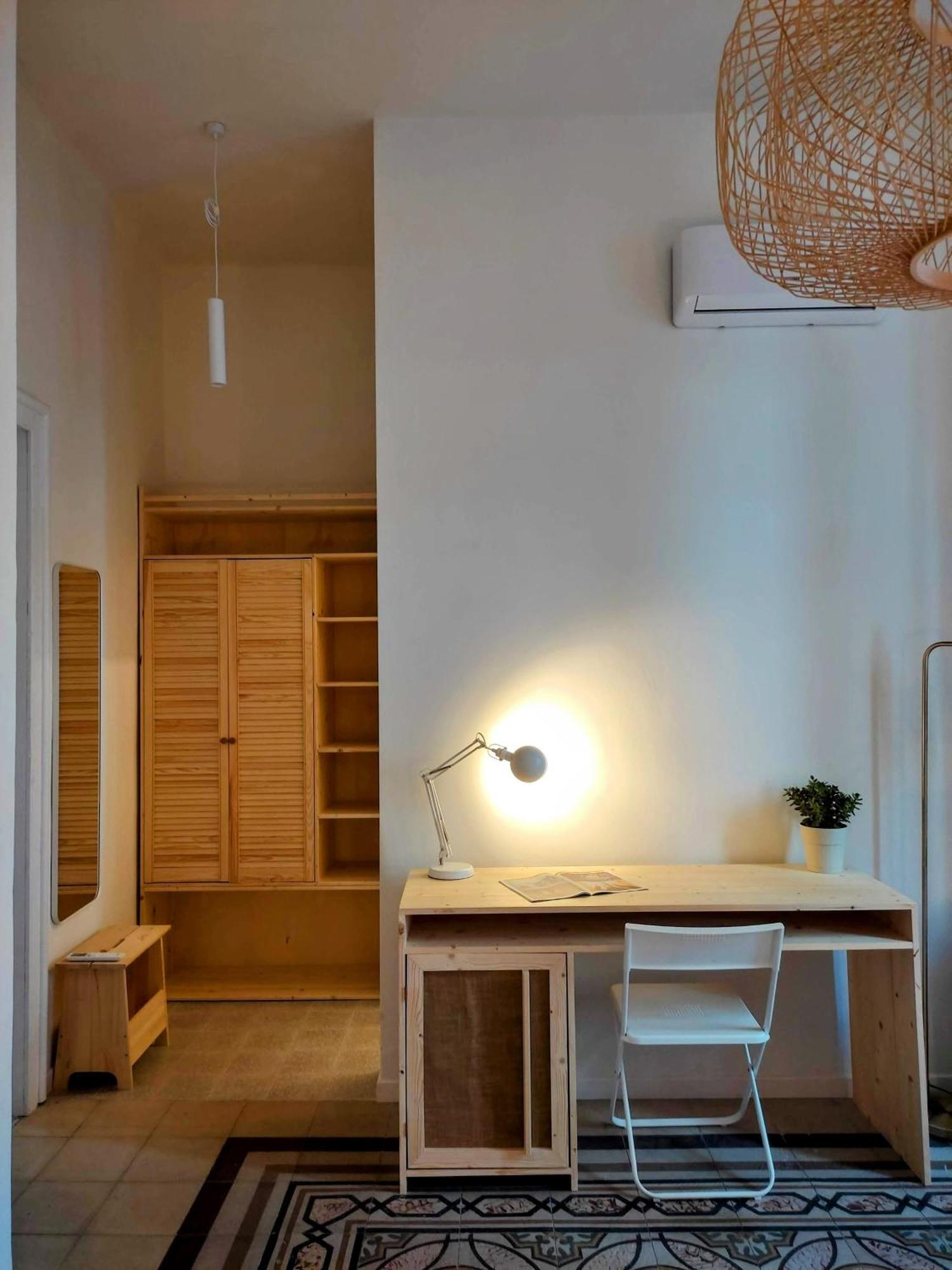 Lostabile Guesthouse & Coworking Бари Экстерьер фото