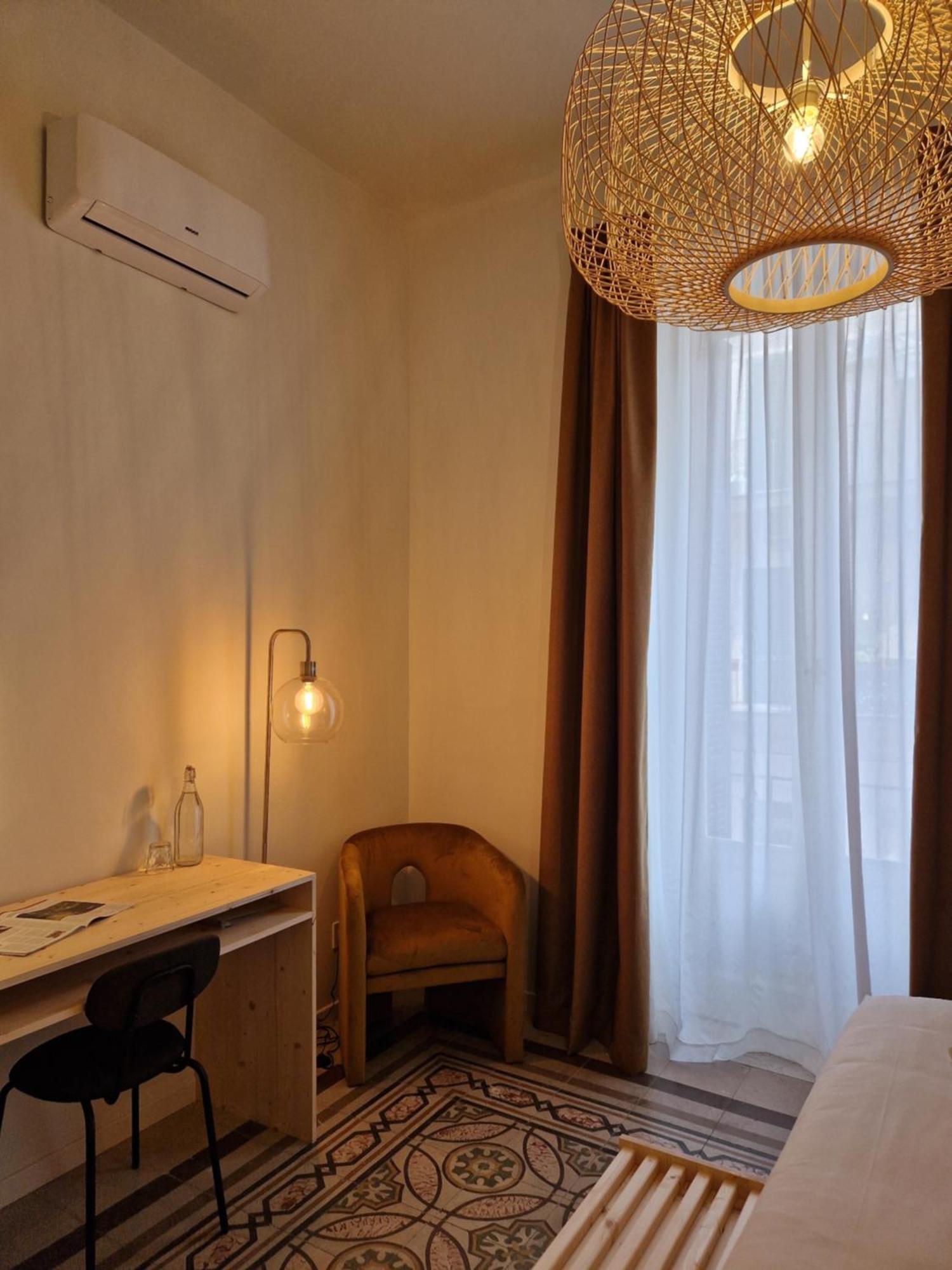 Lostabile Guesthouse & Coworking Бари Экстерьер фото